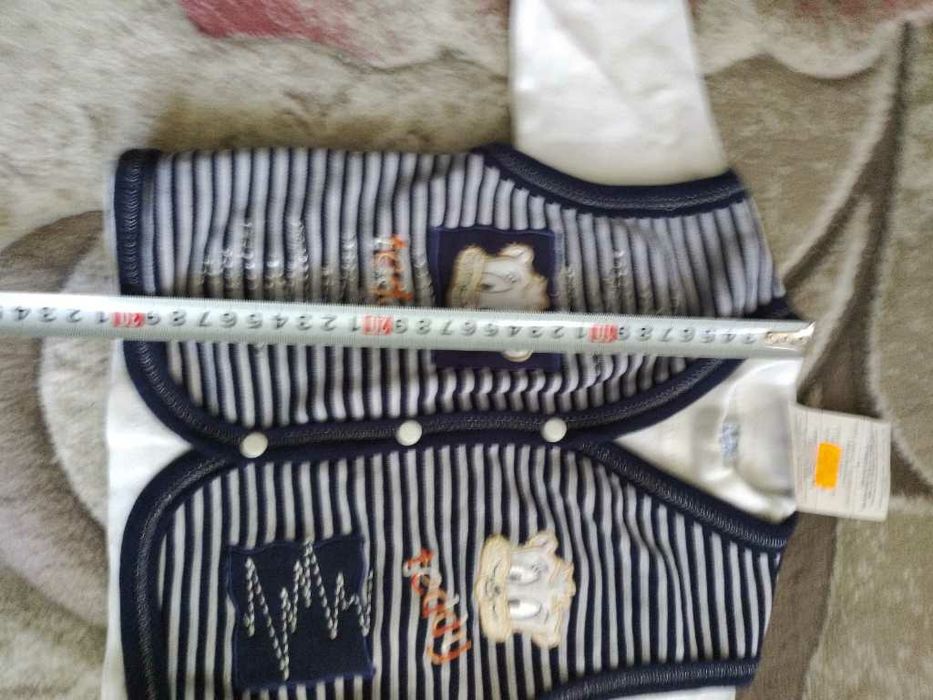 Комплект памучна блузка и жилетка