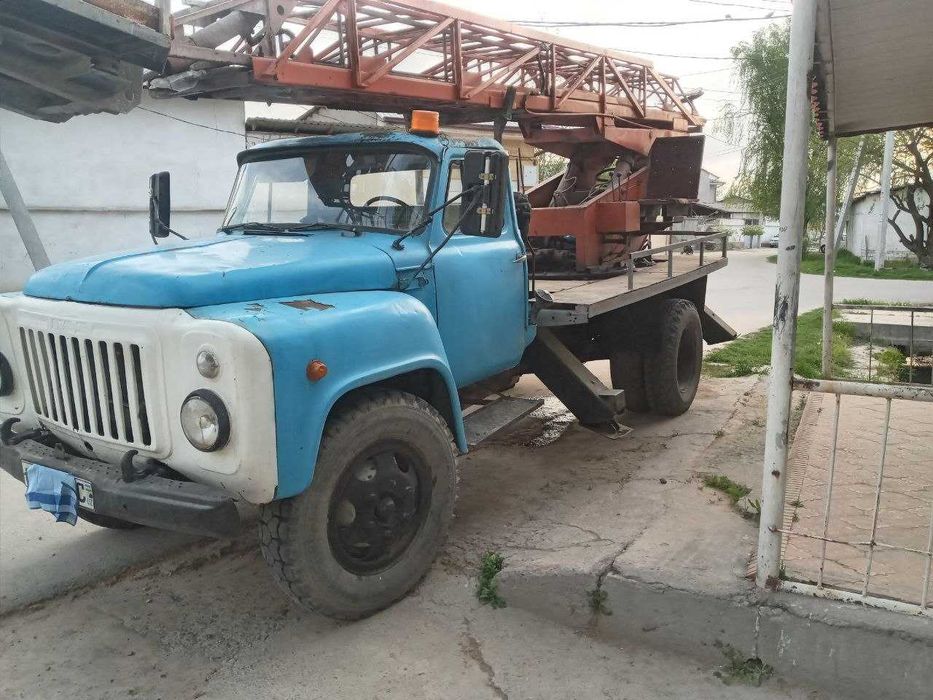 Сотилади Автовышка Зил АП 17