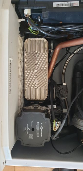 Viessmann Vitodens 050-W BPJD052 de 24 kw + kit de Evacuare original