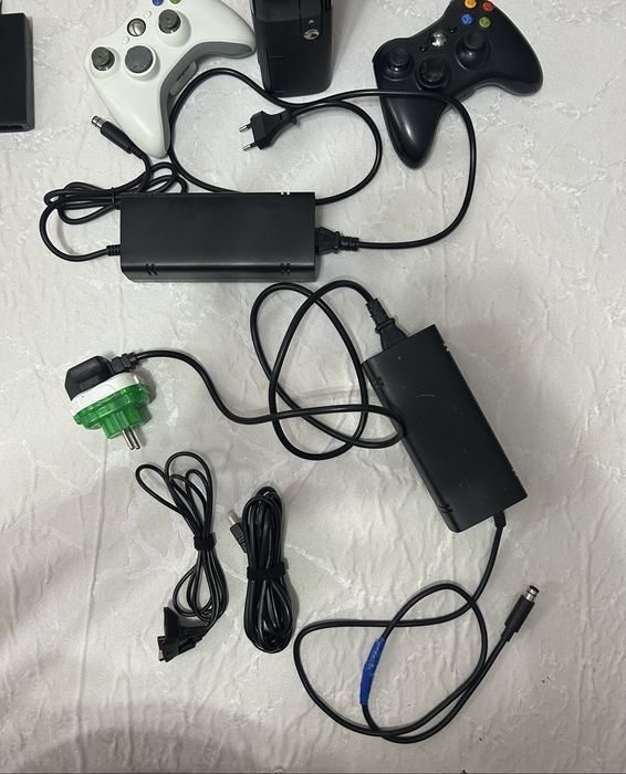 Продается Xbox 360E + Кинект