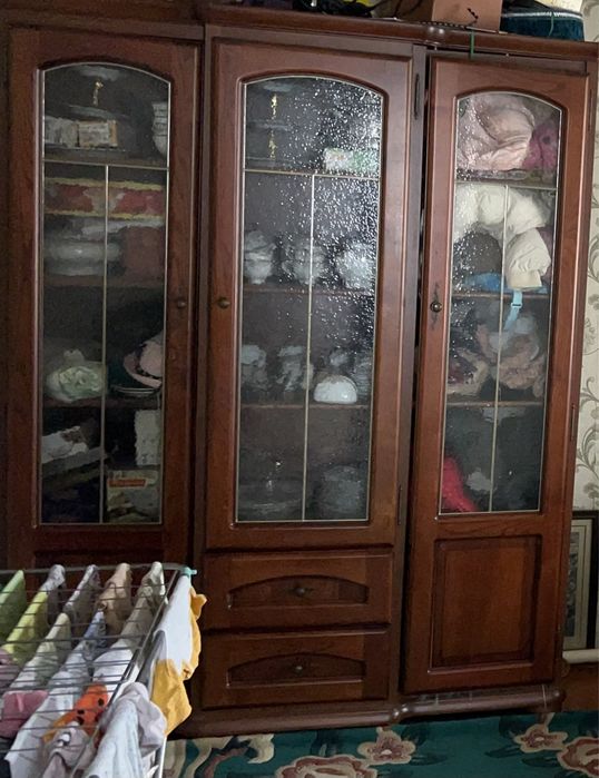 Шкаф для посуды