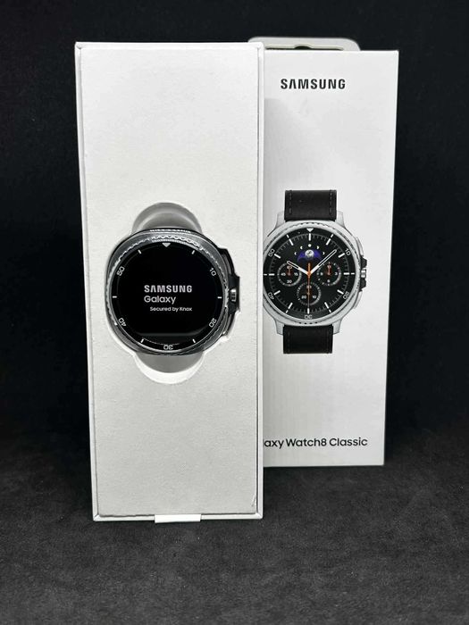 Смарт часовник SAMSUNG Watch8 Classic 46mm L500