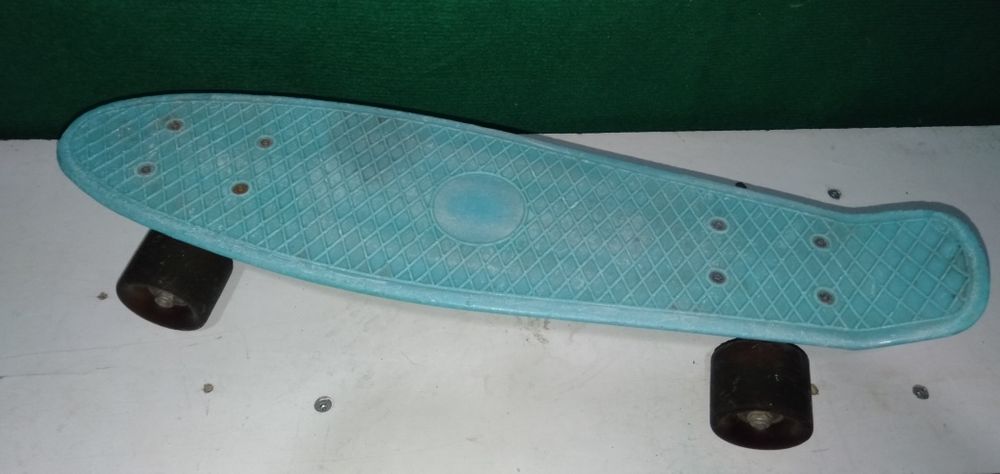 Продам подростковый скейт