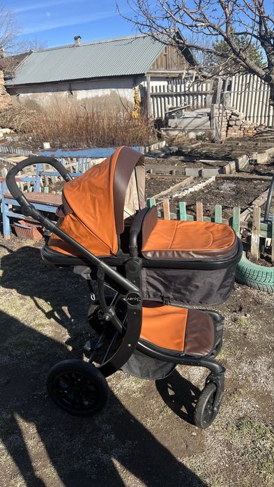 Продаётся коляска