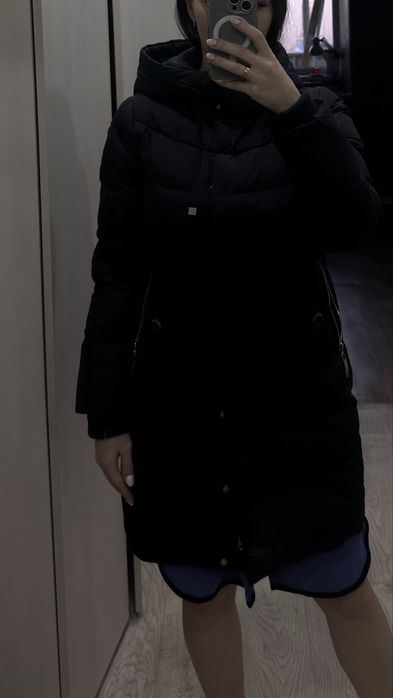 Куртка жен 42 р отдам за рафаэлло