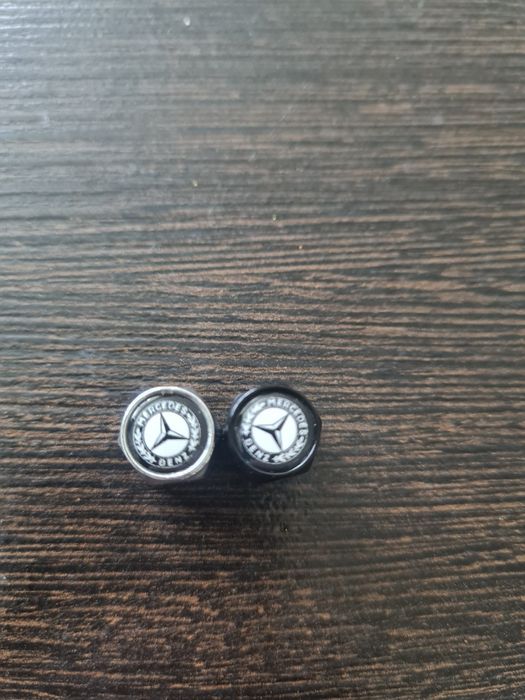 Продам колпачки на нипеля