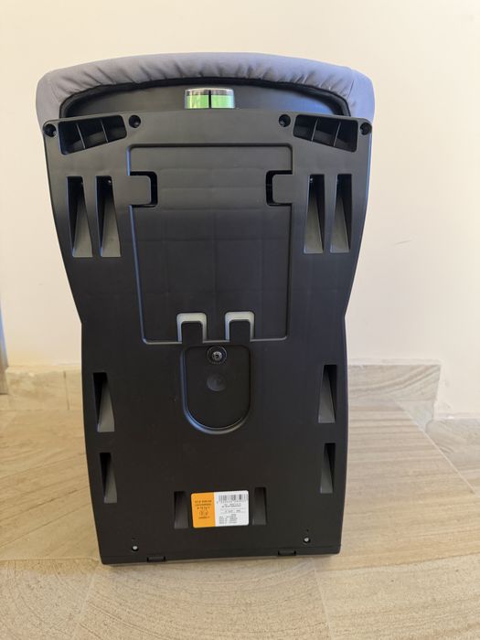 Столче за кола 6м-4год Maxi-Cosi