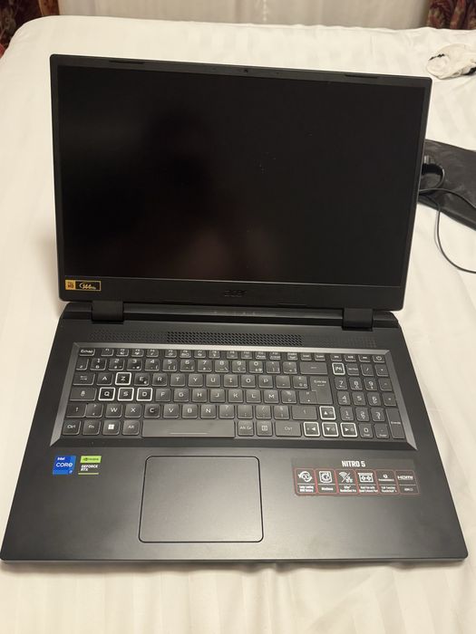 Acer Nitro 5 17.3 RTX 4060 i7 12650H 16GB RAM 1.4TB SSD 144Hz