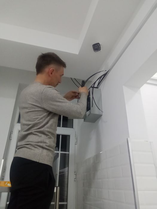 ЭЛЕКТРИК 24/7 любые работы  камеры видеонаблюдения