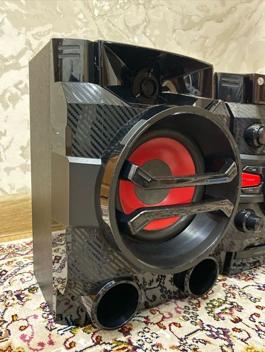 Muzikalni sentr LG