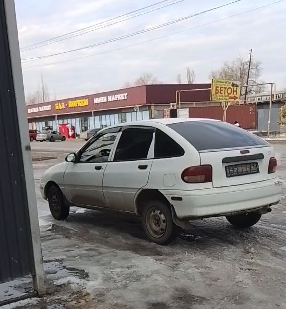 Киа Авела 1997.  Г