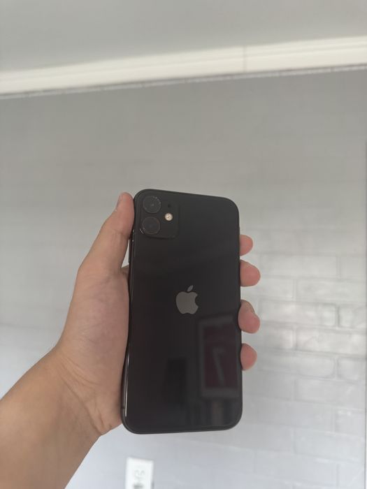 продам Iphone 11