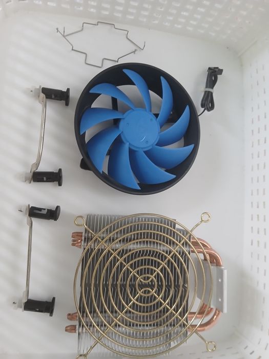 Vand cooler curatat acum 2 zile perfect funcțional trebuie montat