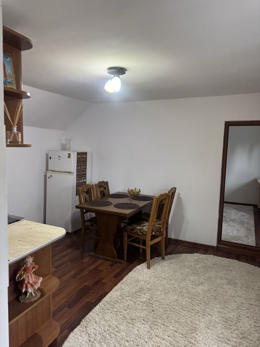 Inchiriez apartament sat Plesesti, comuna Vulturesti