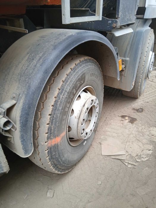 Mercedes Actros 8×4