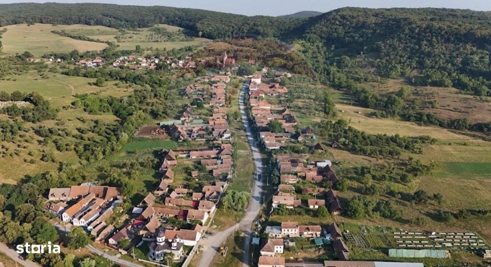DE VANZARE Teren intr-un colț de Transilvanie autentică