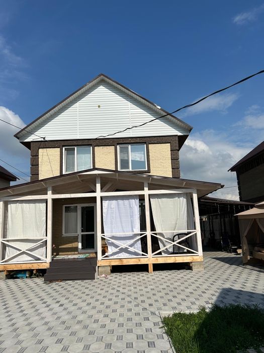 Дом в котеджном поселке "Village"