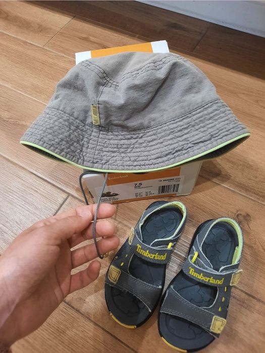 ПОДАРЯВАМ Детски сандали Timberland 24ти номер + шапка