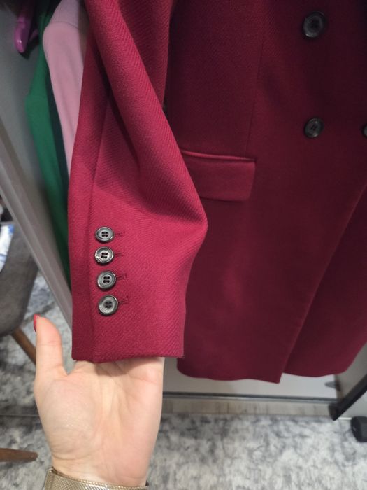 Чисто ново,без етикет,вълнено палто ZARA MANTECO