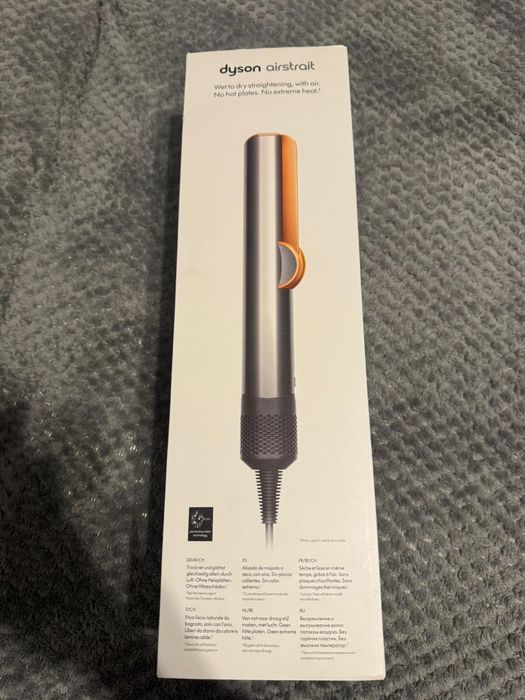 Dyson airstrait Noua