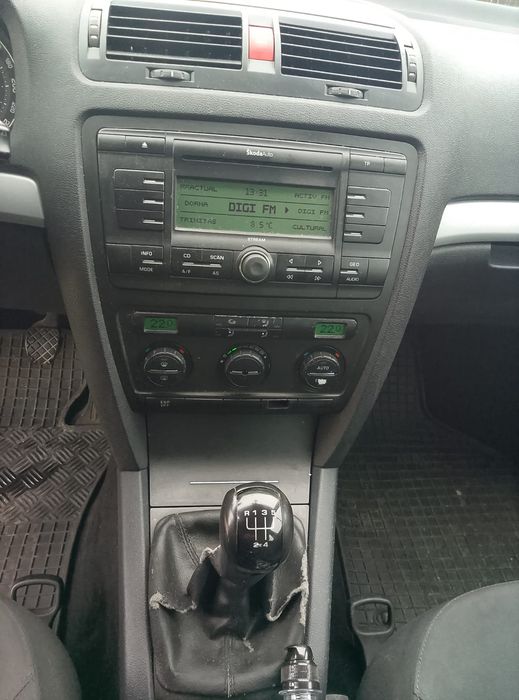 SKODA Octavia 2005 — imagine 4