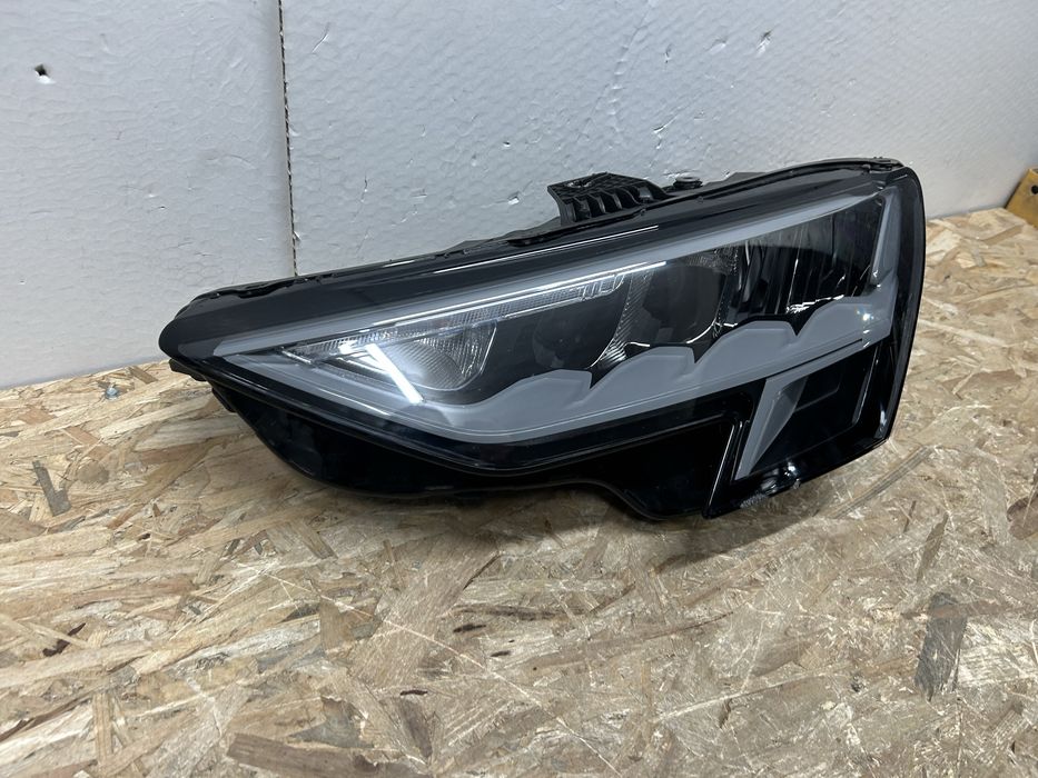 Far Audi A3 full led 8Y0941011 stanga 2020-2024