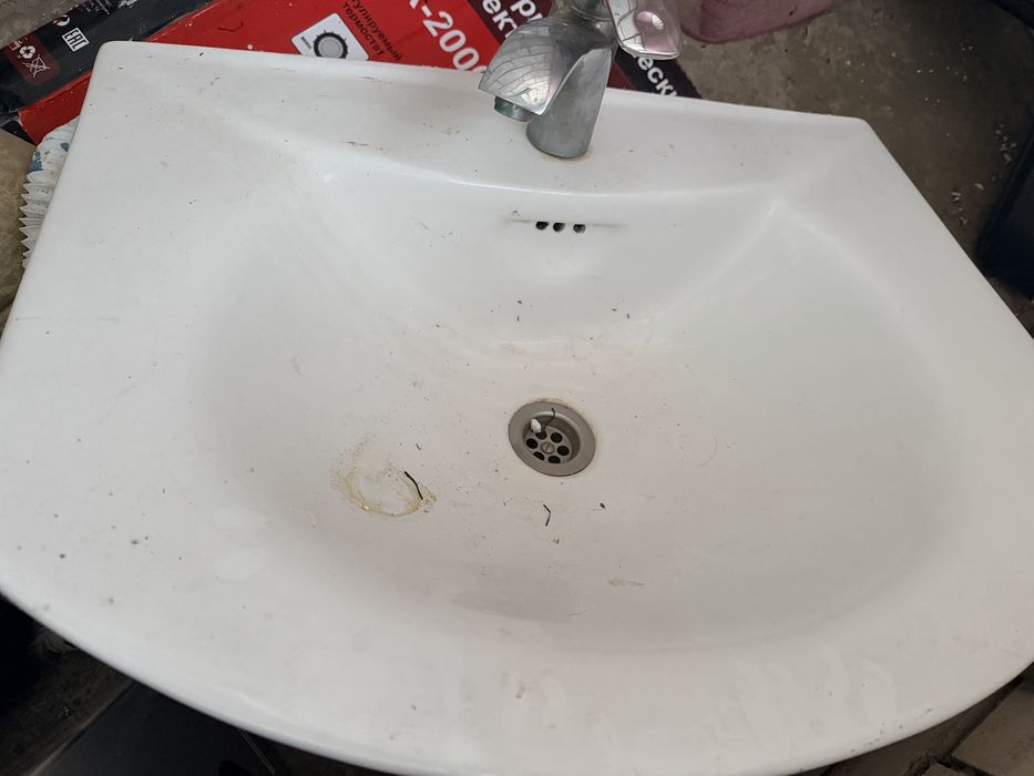 Продам ванную с умывальником