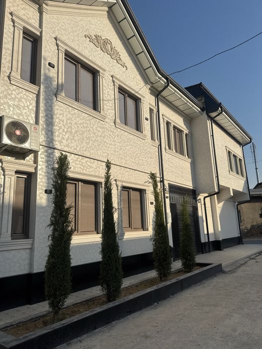 Срочно янги котедж хонобод 4+1