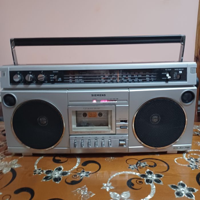 Радио касетофон SIEMENSN