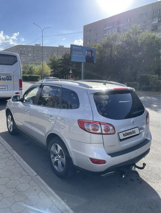 Hyundai Santa Fe 2011