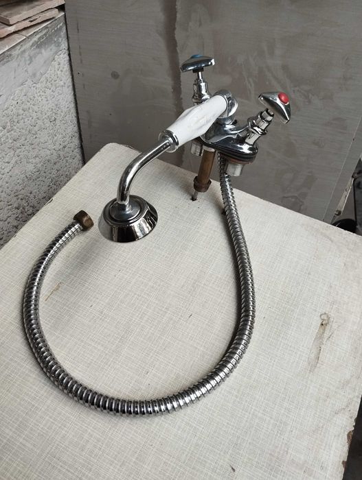 смеситель для парикмахерской