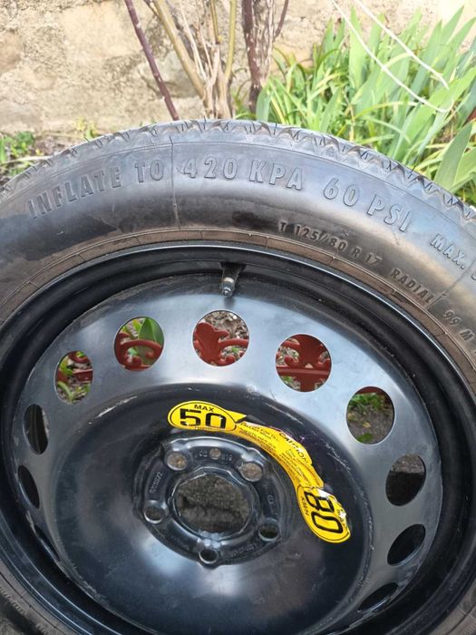 Резервна гума патерица за Волво R17