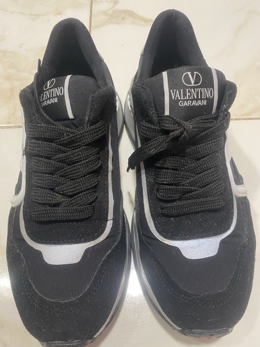 Маратонки Valentino