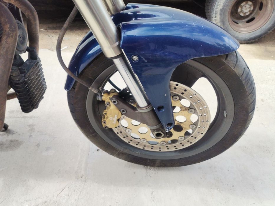 Само на части cagiva river 600