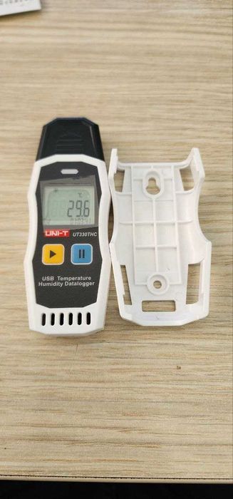 Логгер данных UT330THC