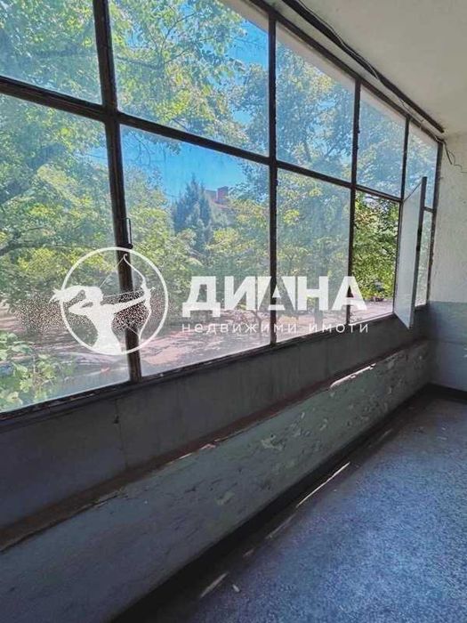 Продава се Тристаен апартамент в Пловдив, Младежки Хълм - 114 кв.м за 1430 €/кв.м - Снимка #6