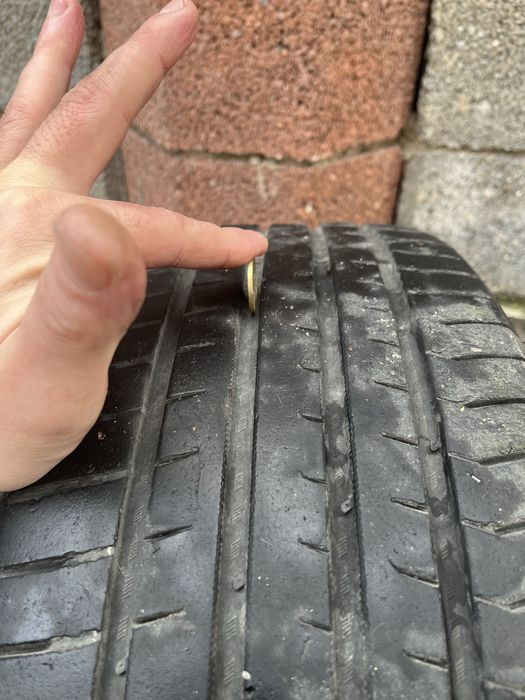 Летнии Шины с дисками KAPSEN 225x55xR17.