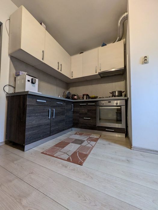 Caut colega de apartament