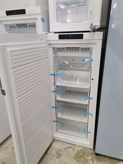 SUPER Oferta Congelatoare noi din import Germania cu Garanție