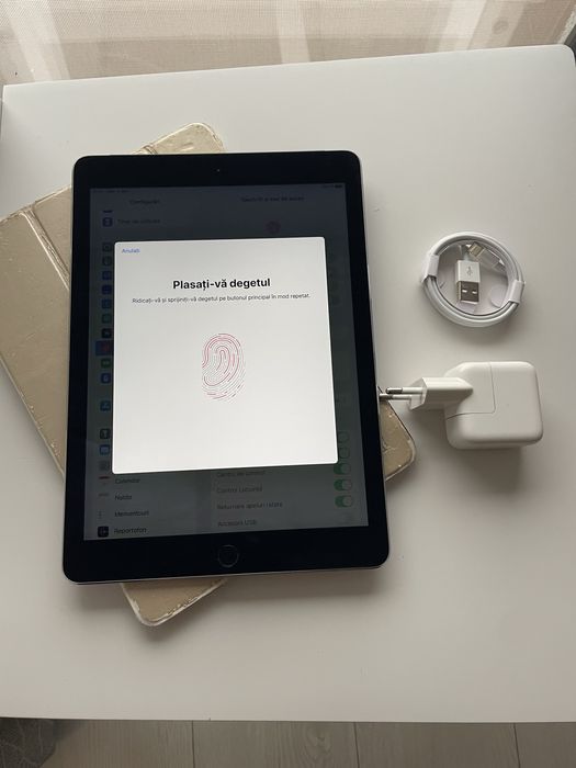 • Ipad Air • 16gb • BATERIE 97% •