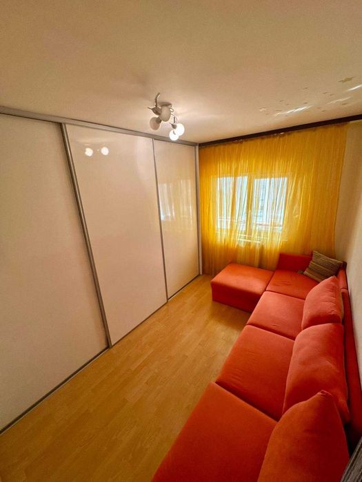 Apartament 3 camere MOBILAT & UTILAT complet- 1 Mai nr. 25, Constanța