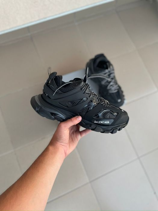 Balenciaga Track