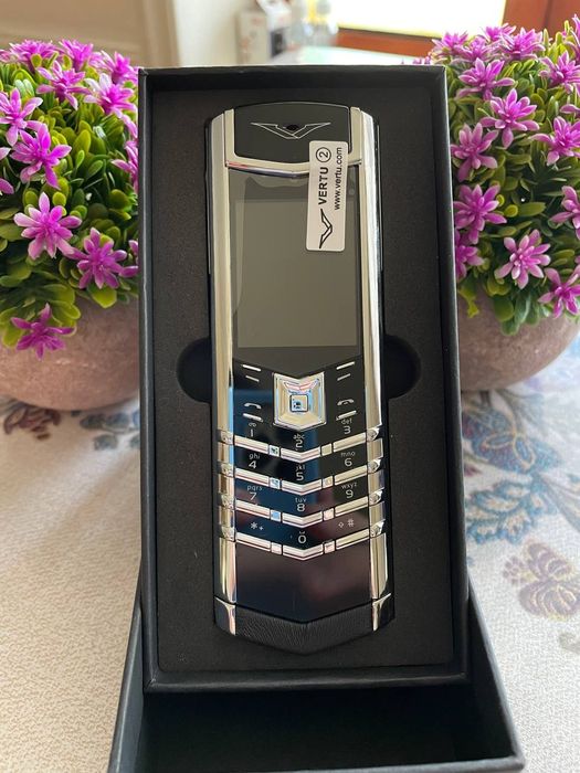 VERTU SIGNATURE Aura 2025 Dualsim | (YENGI) Новые | Dostavka  |