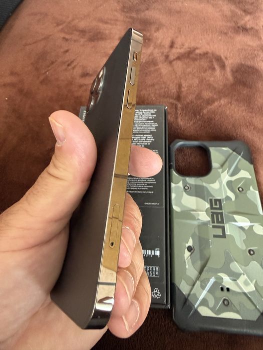 iPhone 12 Pro  512 GB  100% батерия