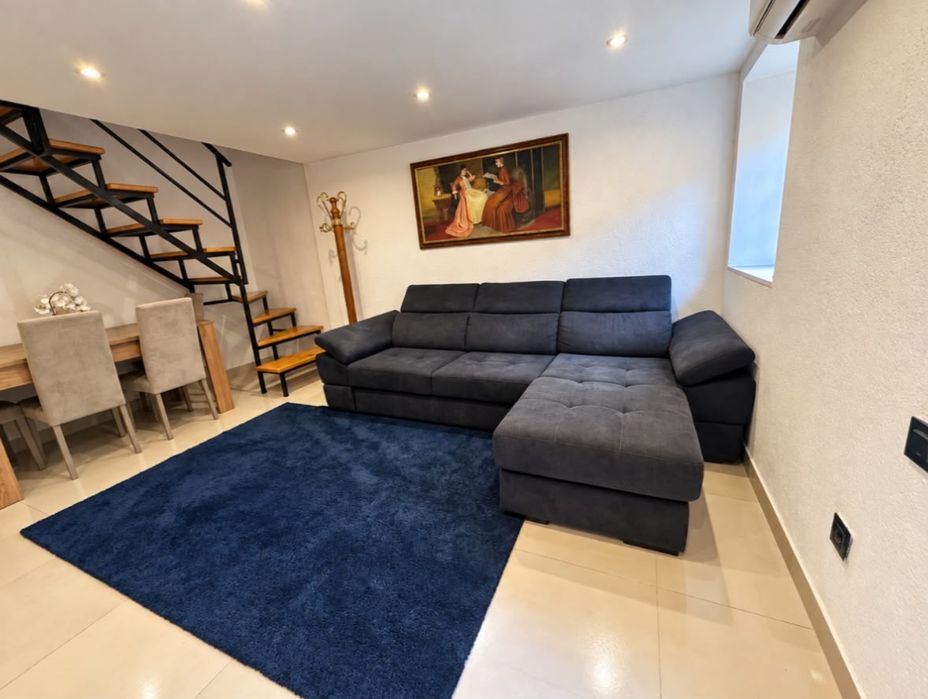 Inchiriez apartament  parter  in arad . Bulevardul revolutiei