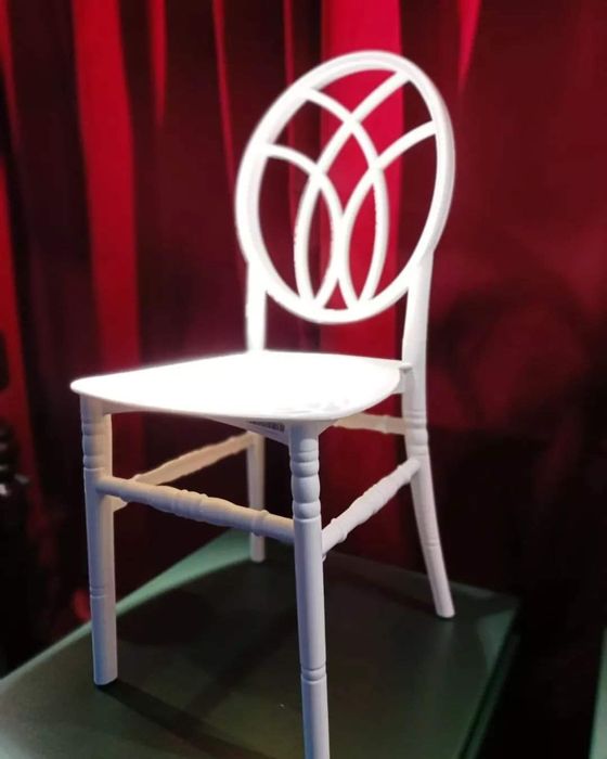 Scaune evenimente Chiavari