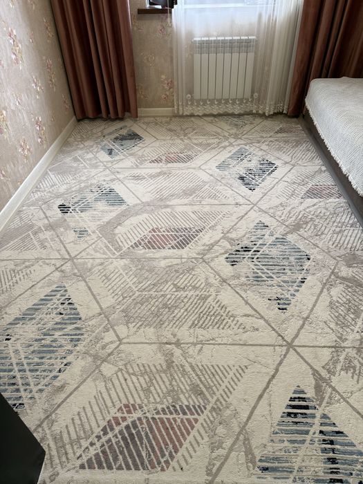 Ковер б/у размер 250*350