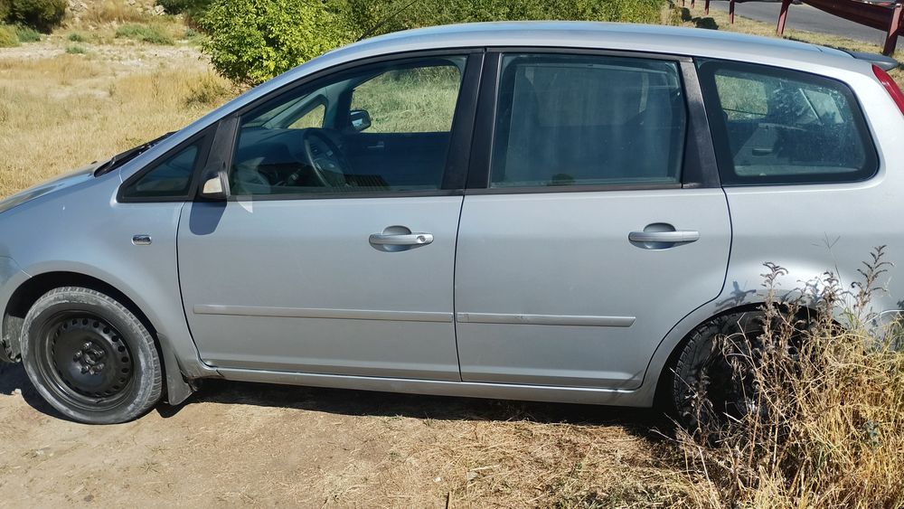 Vând Ford c max 2003 defect
