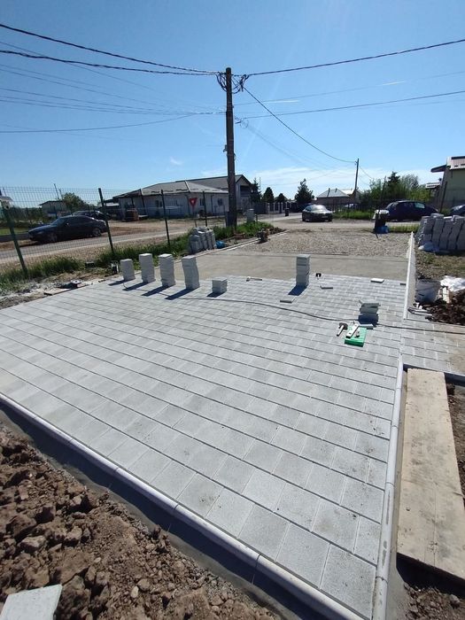 Fabricam pavaje pavele model First montaj transport