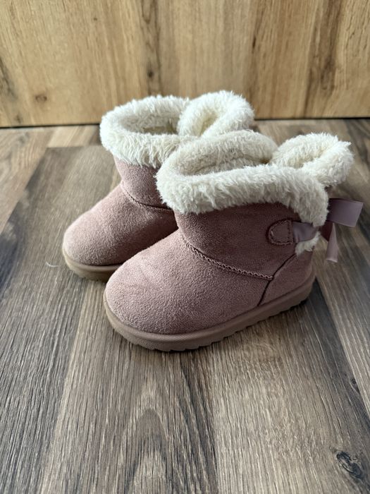 Ghetute fetite nr 23 zara, h&m